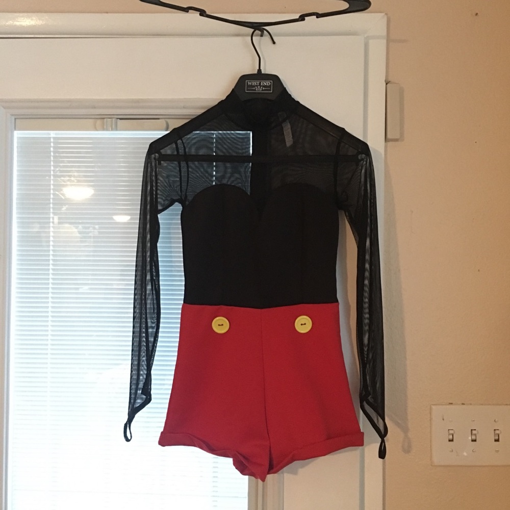 FASHION NOVA MIKEY MOUSE COSTUME